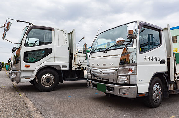 写真：トラック